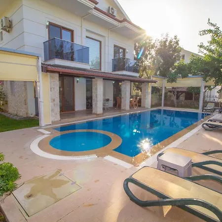 Prestij Letoon 4+1 Villa, Oezel Havuzlu, Βίλα *